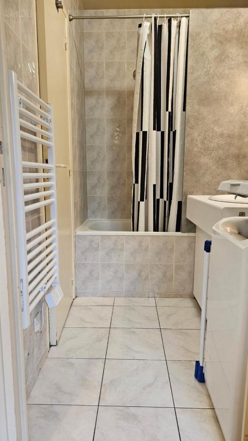 Apartment Calme Proche Centre *